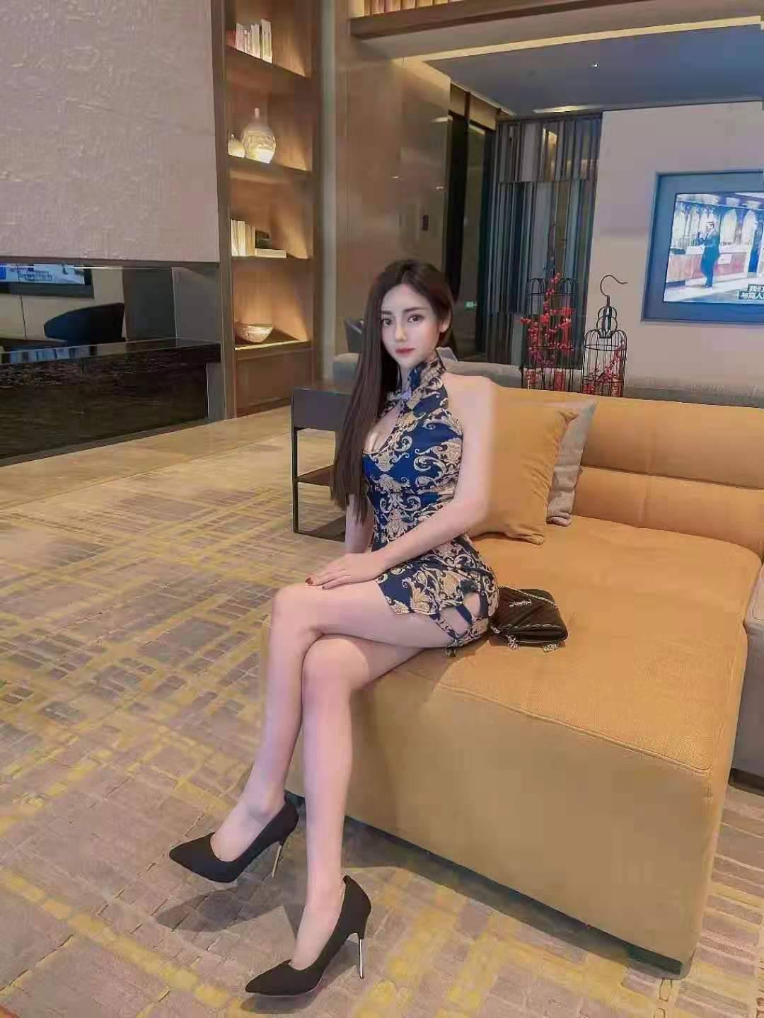 金科米兰63栋安全可靠小妹